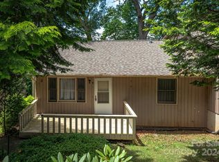 127 Riverview Dr APT 7, Asheville, NC 28806
