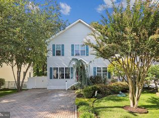 938A Williams St, Edgewater, MD 21037