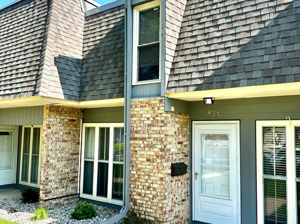 835 23rd Ave S, Moorhead, MN 56560