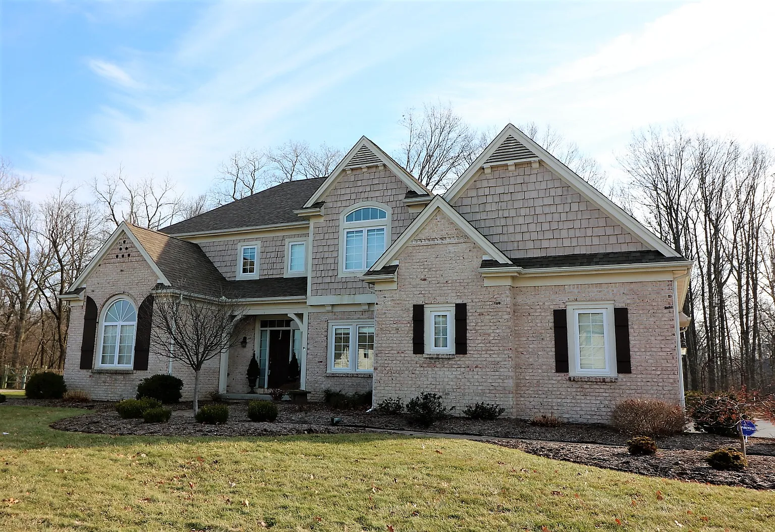 7847 Chestnut Rdg photo 1