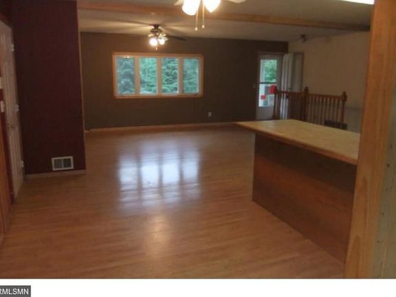 5th image of 19474 5th St NE