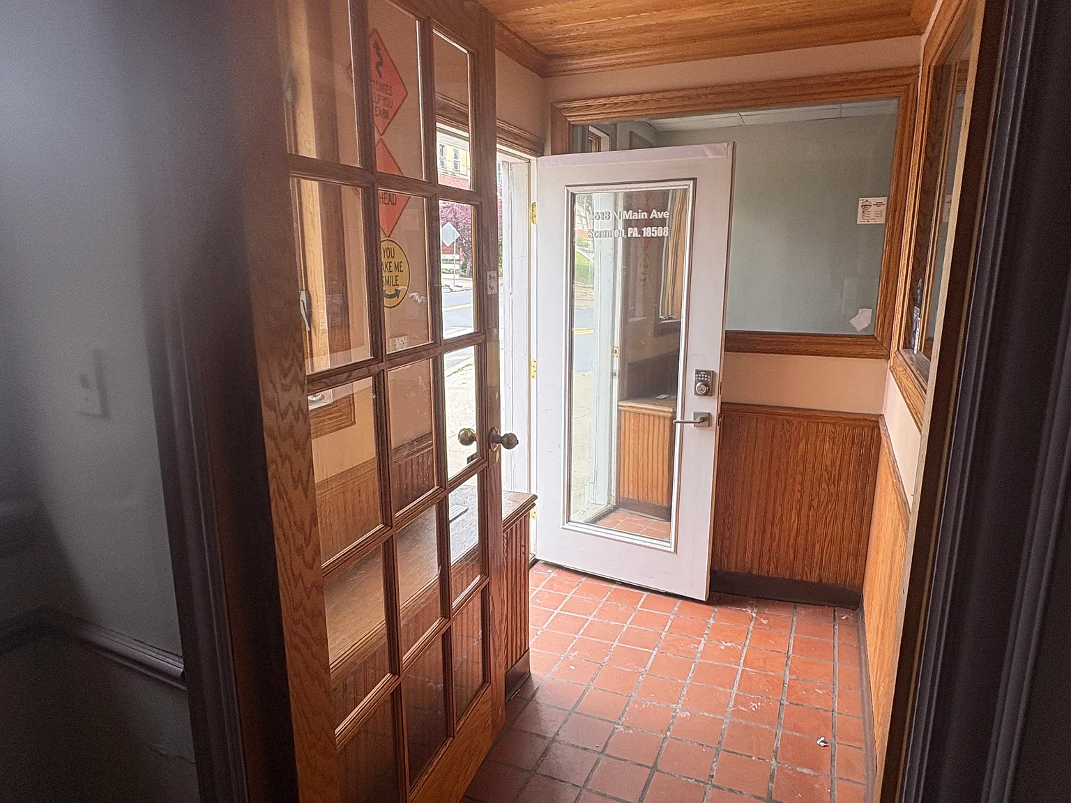 2 bed, $1,360 — Photo 4