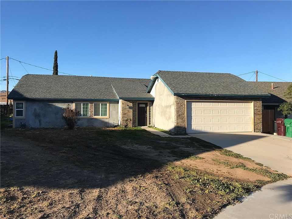 1st image of 22648 Berkshire Ln