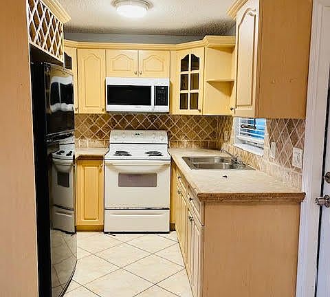 3rd image of 4491 NW 1st Ter #4491