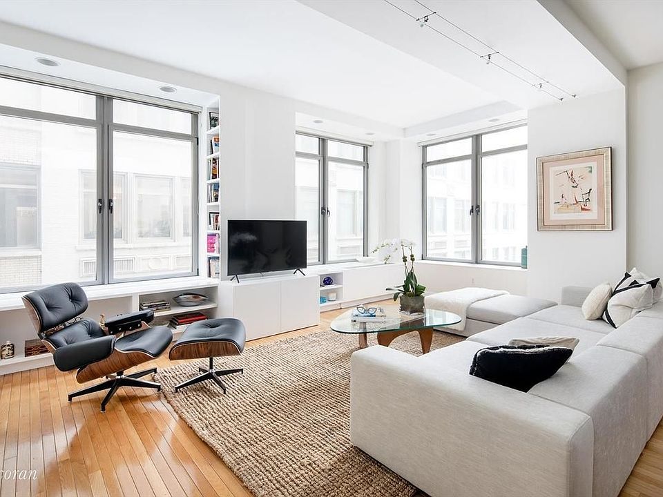 1st image of 252 7th Ave APT 8B