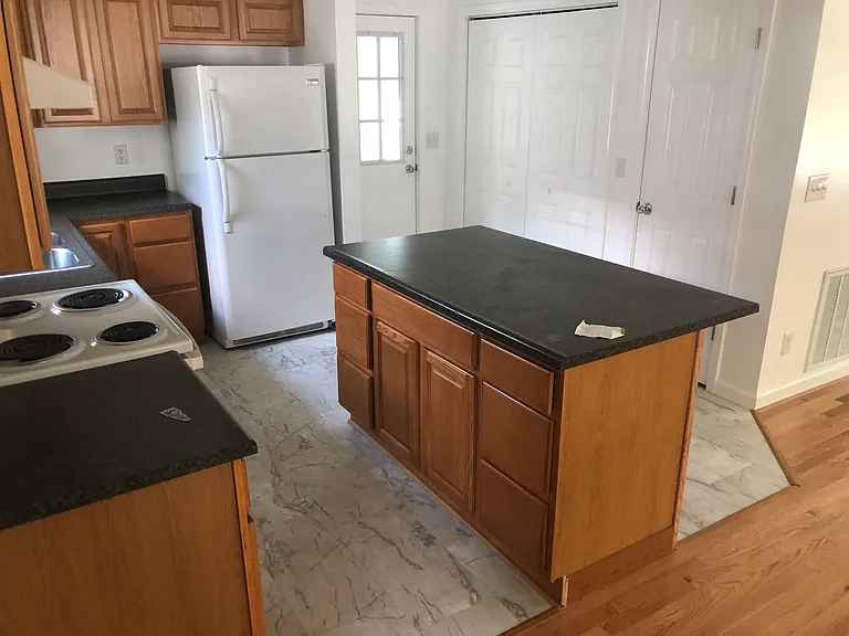 493 Gobel Ave — Photo 3