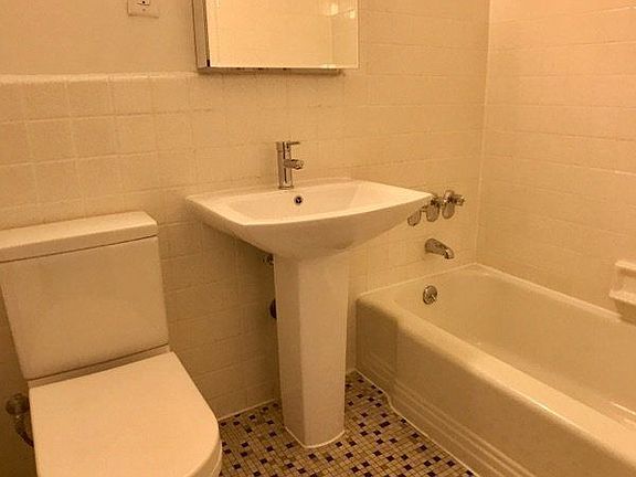 4th image of 1365 Saint Nicholas Ave APT 26N