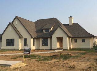 3647 Lake View Ct, Bettendorf, IA 52722