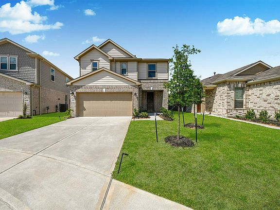 4th image of 15707 Winter Heights Dr