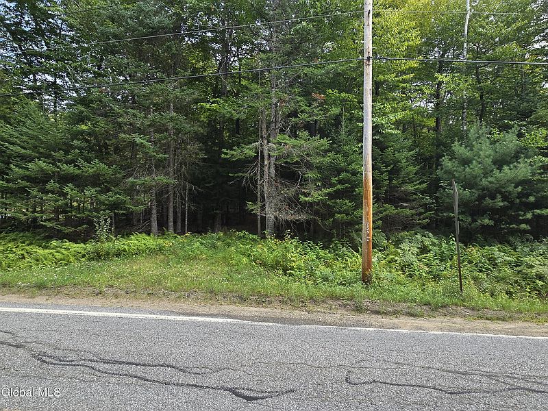 5th image of 608 S Shore Road