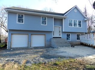 33 Oneida Ave, Lake Hiawatha, NJ