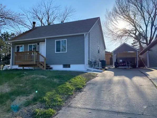 2105 N 63rd St, Lincoln, NE 68505