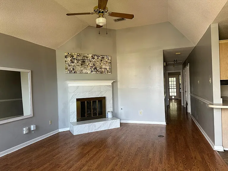 1773 Beaver Trail Dr — Photo 2