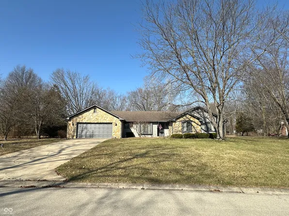 7164 Sandalwood Dr, Avon, IN 46123