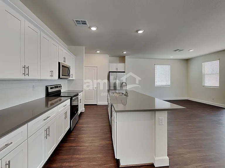 583 Lotus Land Ave — Photo 4