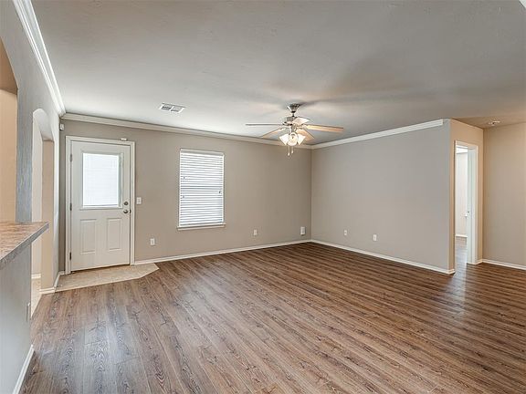 4th image of 9616 Gabriel Dr