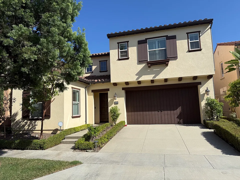218 Wyndover