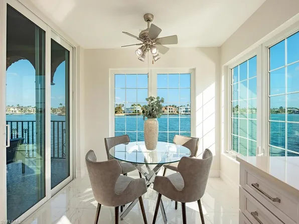 4000 Gulf Shore BLVD N #2000, NAPLES, FL 34103