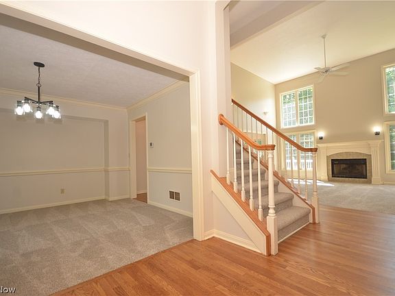 4th image of 3246 Crown Pointe Dr