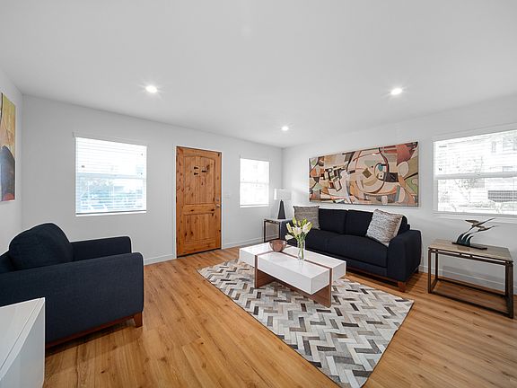 3rd image of 448 N 6th St