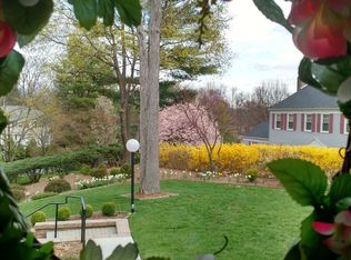 16 Oechsner Ct, Berkeley Heights, NJ 07922