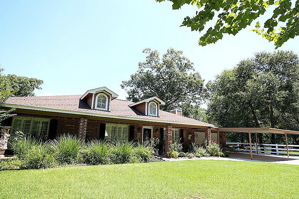 1st image of 2943 Grace Ln
