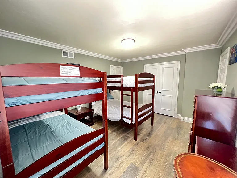 11362 Biscayne Blvd — Photo 14