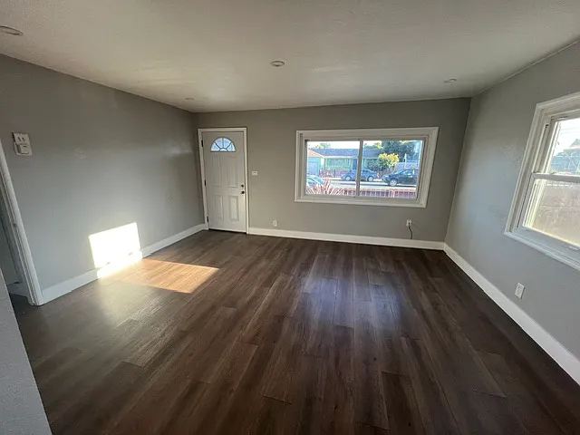 3613 Barrett Ave — Photo 7