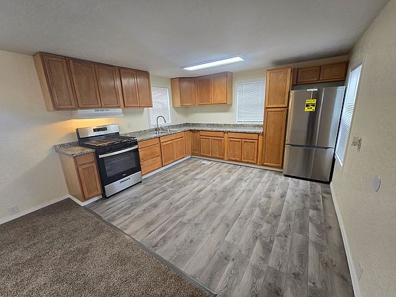 4th image of 10804 Cochiti Rd SE Units 28-37