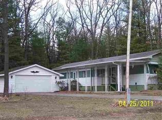 612 N Ridgeview Dr, Prudenville, MI 48651