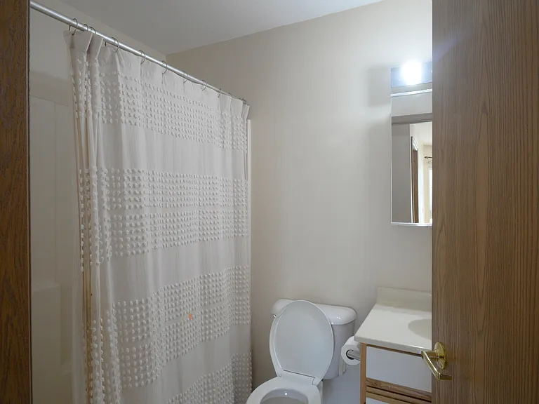 1548 W Sand Bar Ct #1G — Photo 11
