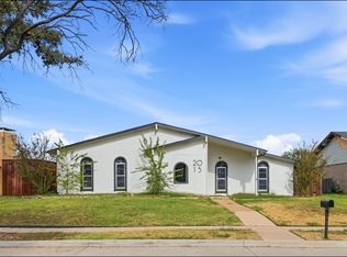 2015 Warberry Rd, Carrollton, TX 75007