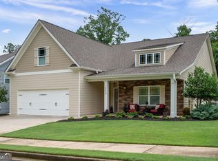 323 Cherokee Dr, Waleska, GA 30183