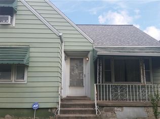 3236 Porter Rd, Niagara Falls, NY 14305