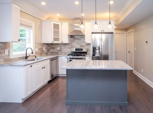 43 Cypress St APT 2, Watertown, MA 02472