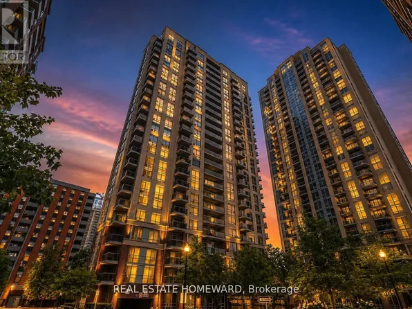 5 Michael Power Pl #1805, Toronto, ON M9A 0A3
