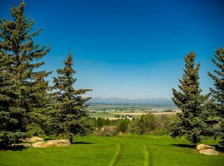 57 Uplands Rdg SW, Rocky View County, AB T3Z 3N5