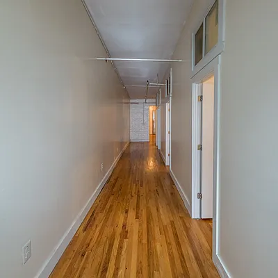 Rented by Nooklyn NYC LLC | media 28