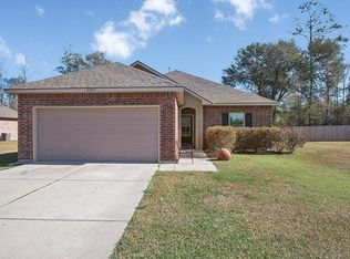 21271 Beau Chateau Blvd, Ponchatoula, LA 70454