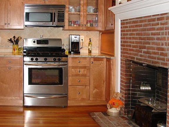 5th image of 4 Warren St #B