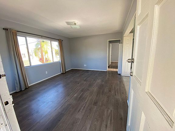 4th image of 4433 41st St