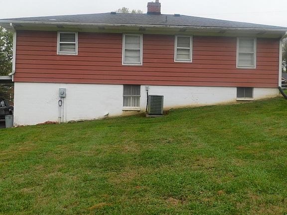3rd image of 316 Herndon Ave