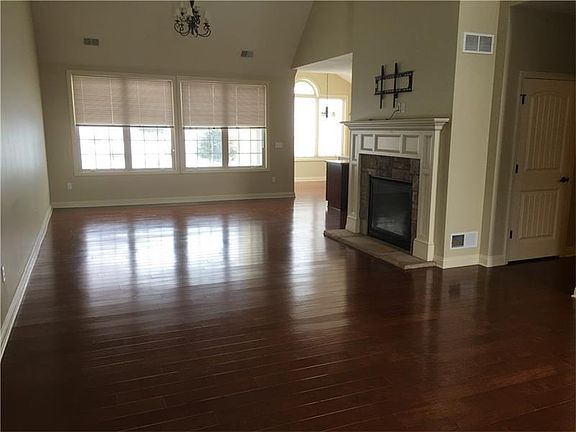 2nd image of 1152 Lilly Vue Ct