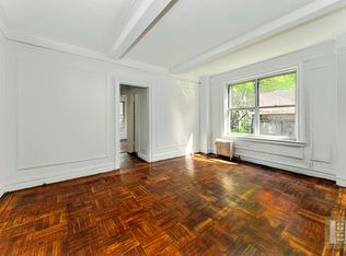 339 W 55th St #4C, New York, NY