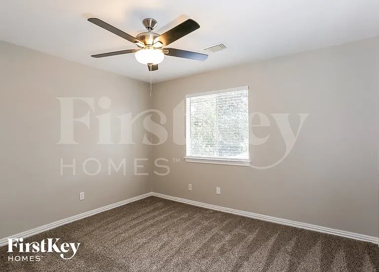 5711 Parryville Dr — Photo 13