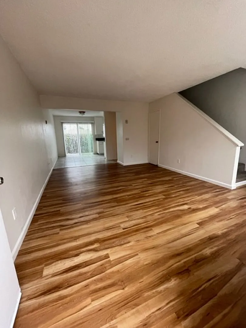 Lovely townhome — Photo 3