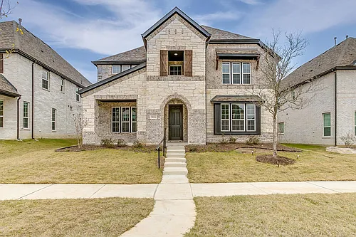 9836 Derbyshire Dr Photo 1