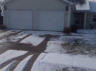 3013 Columbine Cir, Valparaiso, IN 46383