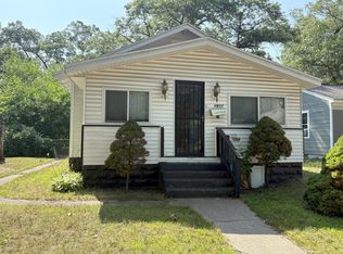 2417 Hoyt St, Muskegon Heights, MI 49444