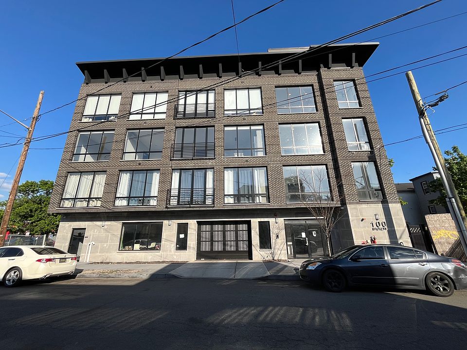 1st image of 104 Sackett St #302